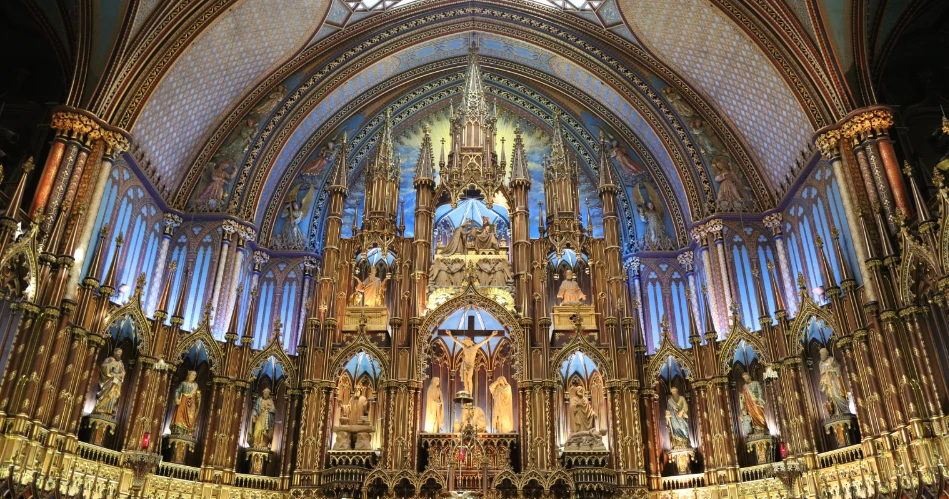 Discover the Treasures Inside Notre-Dame Cathedral